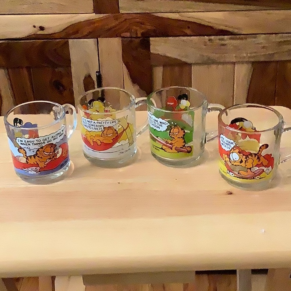 McDonald’s Jim Davis Garfield Mugs